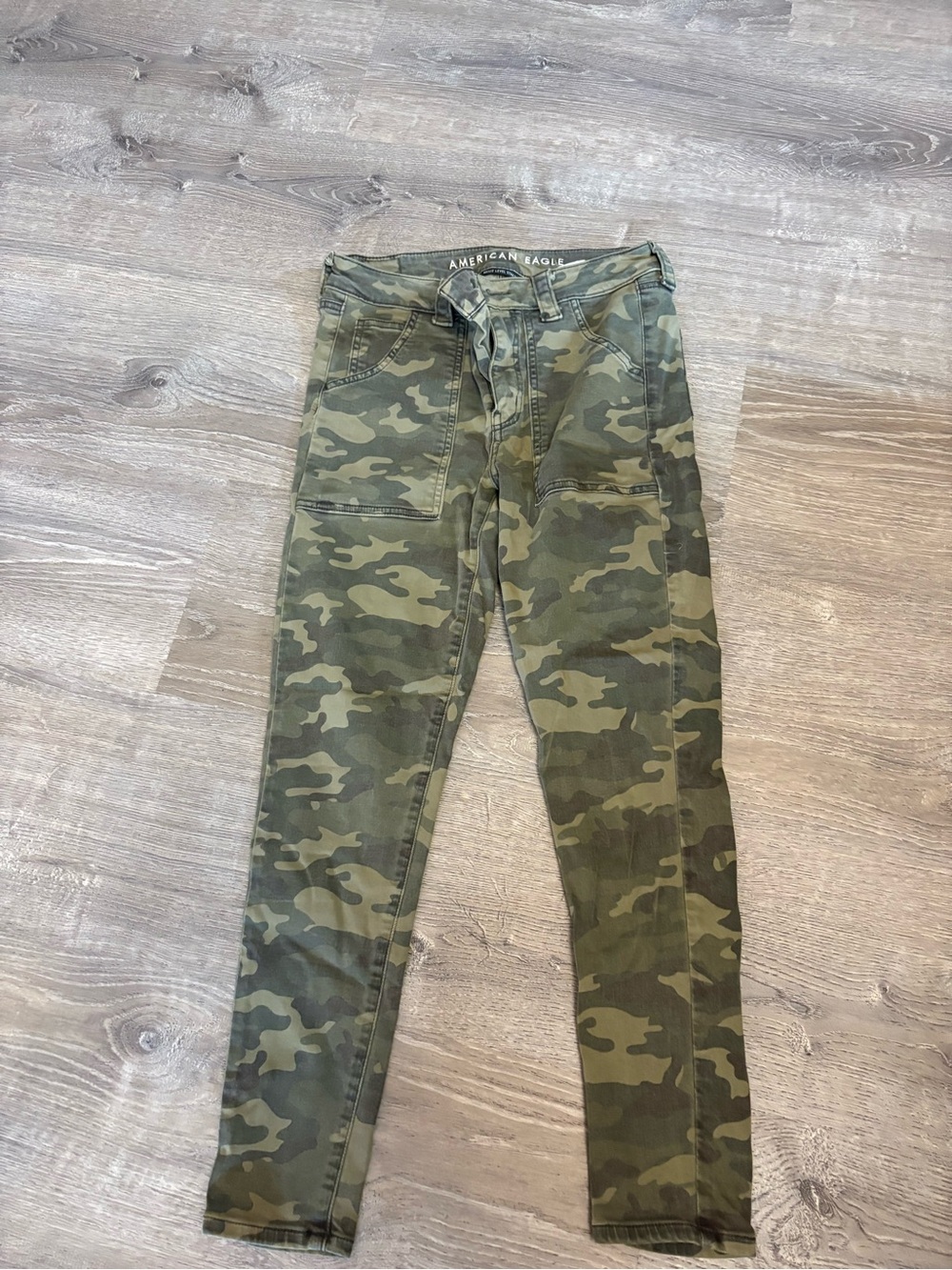 American Eagle Olive Green Camo Utility Pants